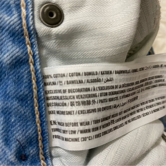 Abercrombie & Fitch Ames Slim Boyfriend Jeans Button Fly Light Wash Distressed 2 - Picture 9 of 10
